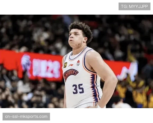 上海队外援洛夫顿状态神勇 个人爆发助球队取胜