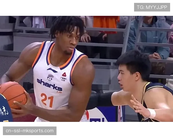 广东二阵容正负值全面崩盘 萨林杰徐杰组合效果不佳 广东二阵容正负值全面崩盘 萨林杰徐杰组合效果不佳